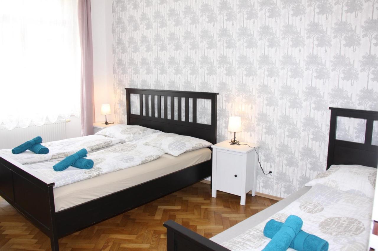 Central Prague Wenceslas Square Apartments Praga Exterior foto